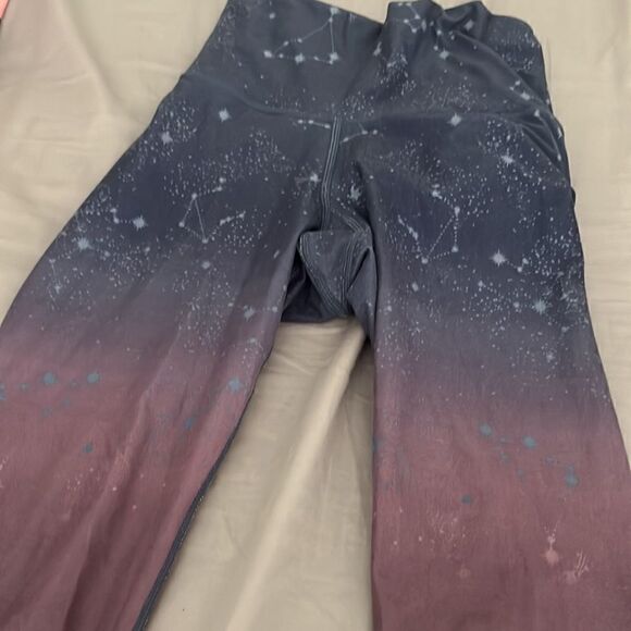 Sol & Mane celestial patterned leggings sz XS - Picture 2 of 4